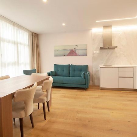 Apartamentos Reina Victoria Santander Buitenkant foto