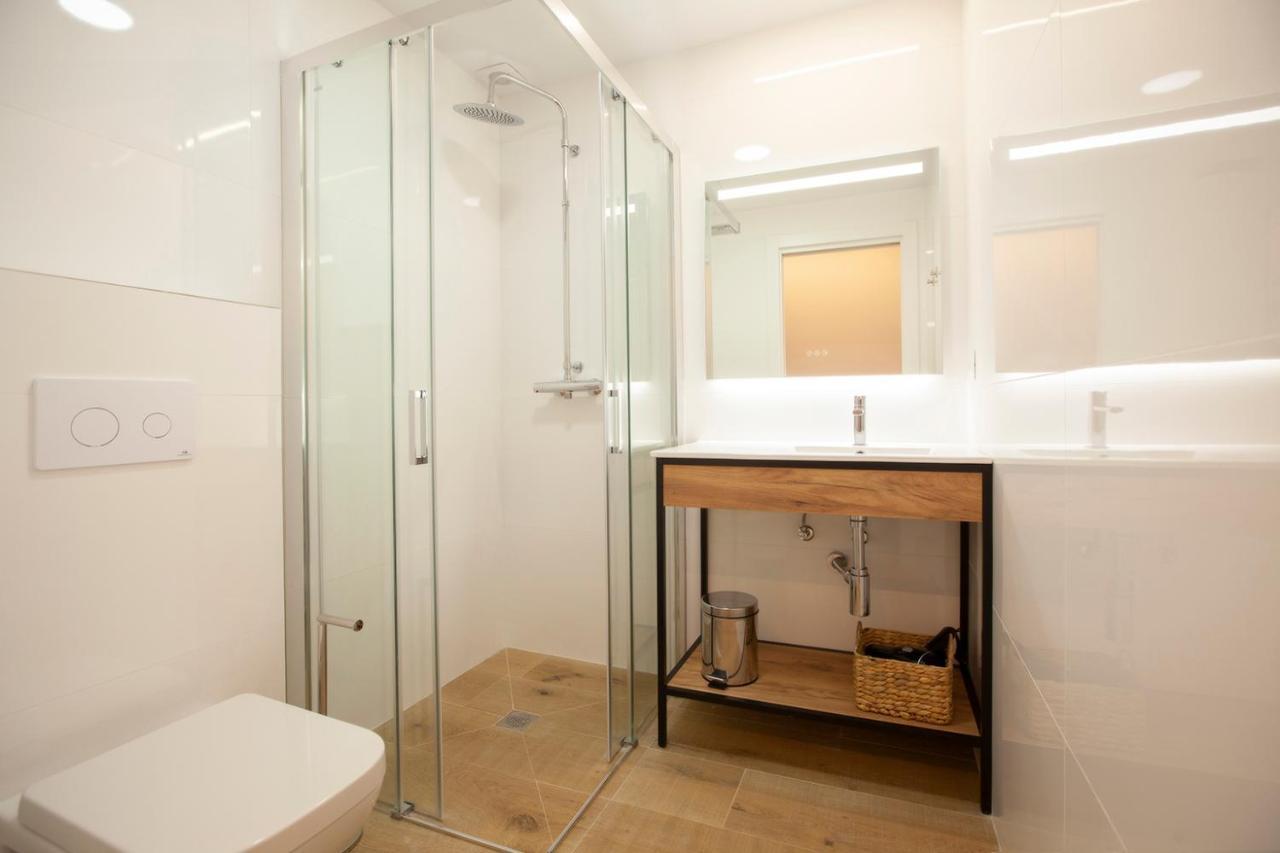 Apartamentos Reina Victoria Santander Buitenkant foto