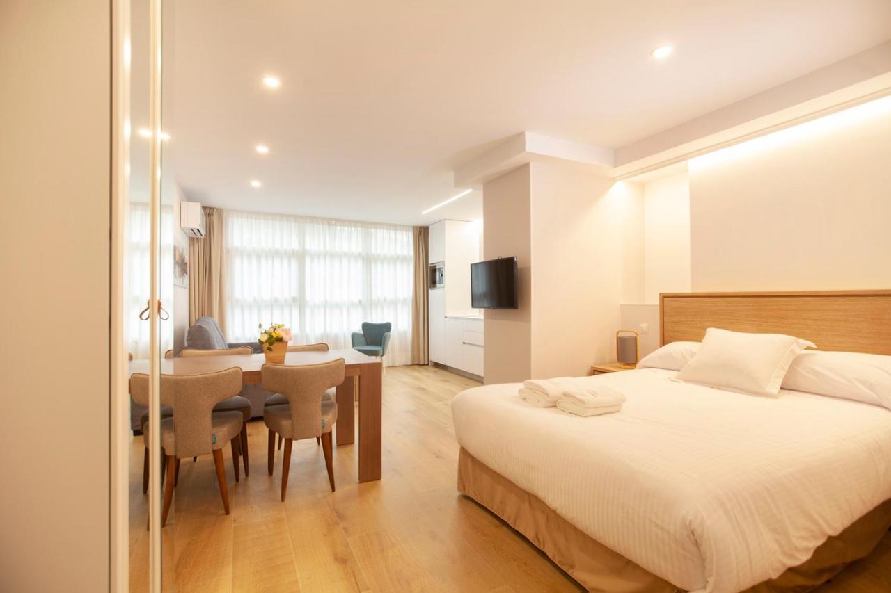 Apartamentos Reina Victoria Santander Buitenkant foto