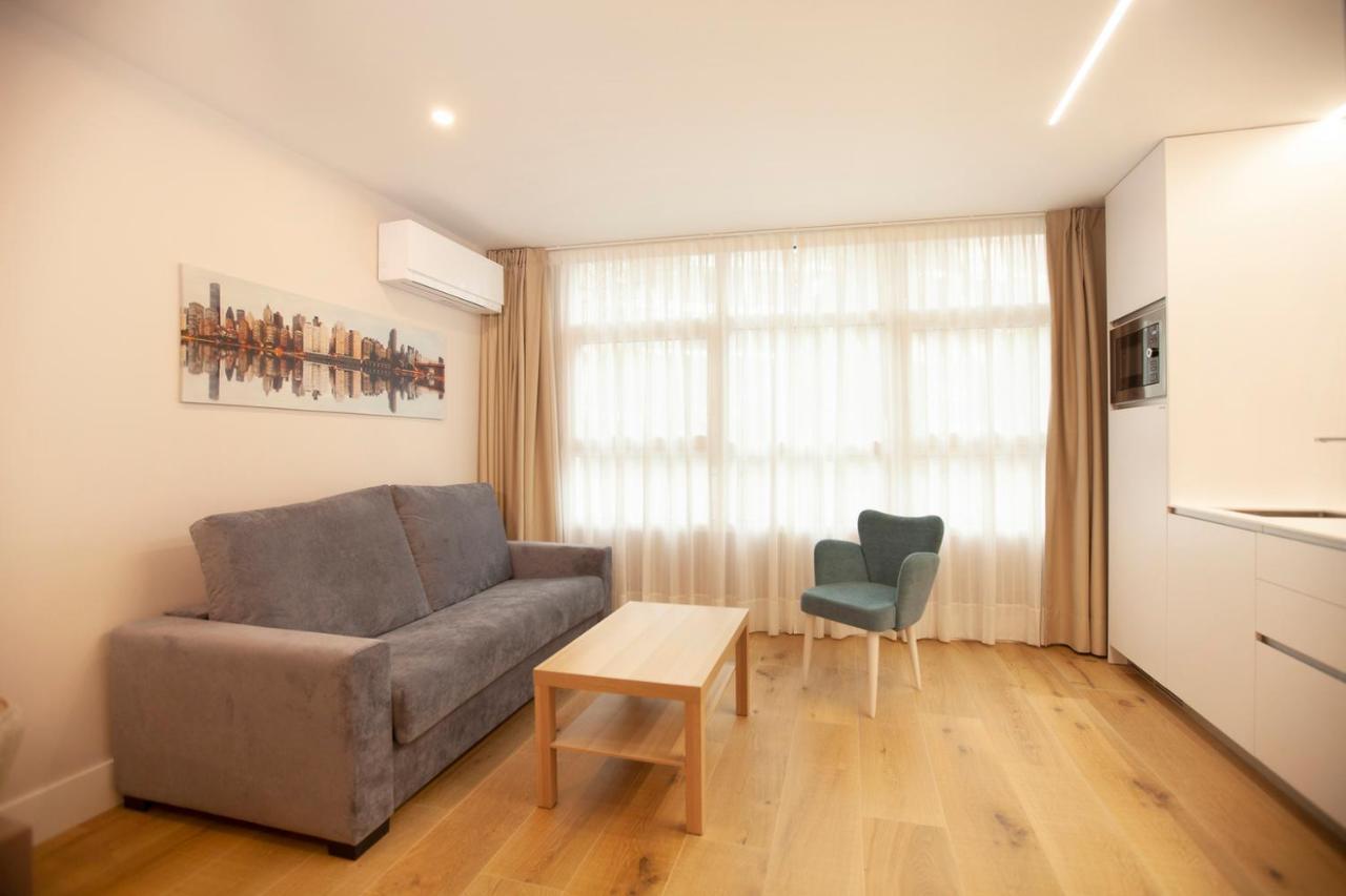 Apartamentos Reina Victoria Santander Buitenkant foto