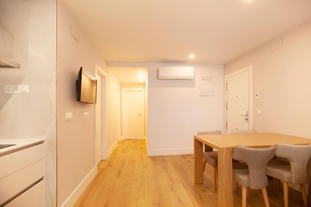 Apartamentos Reina Victoria Santander Buitenkant foto