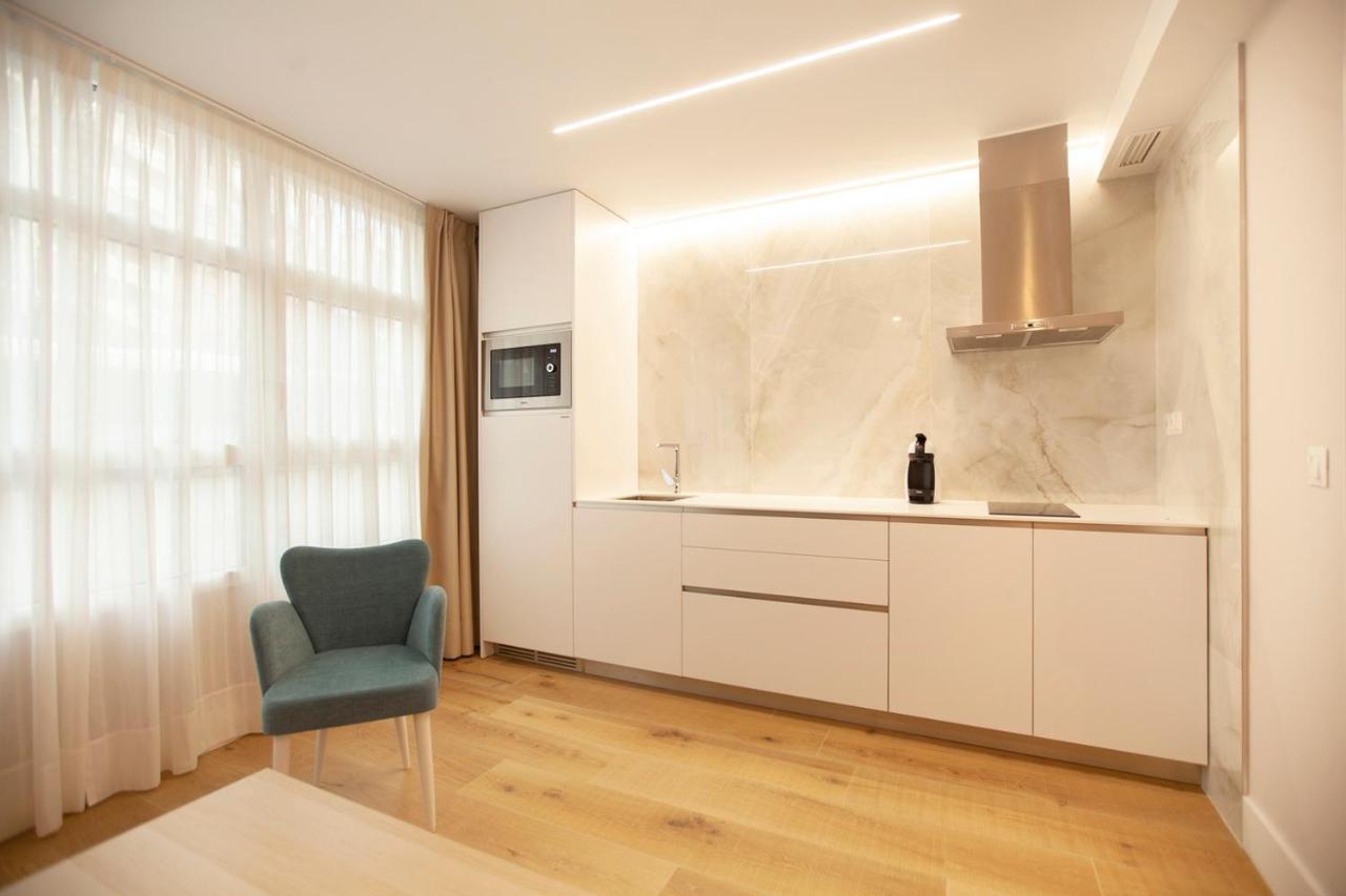 Apartamentos Reina Victoria Santander Buitenkant foto