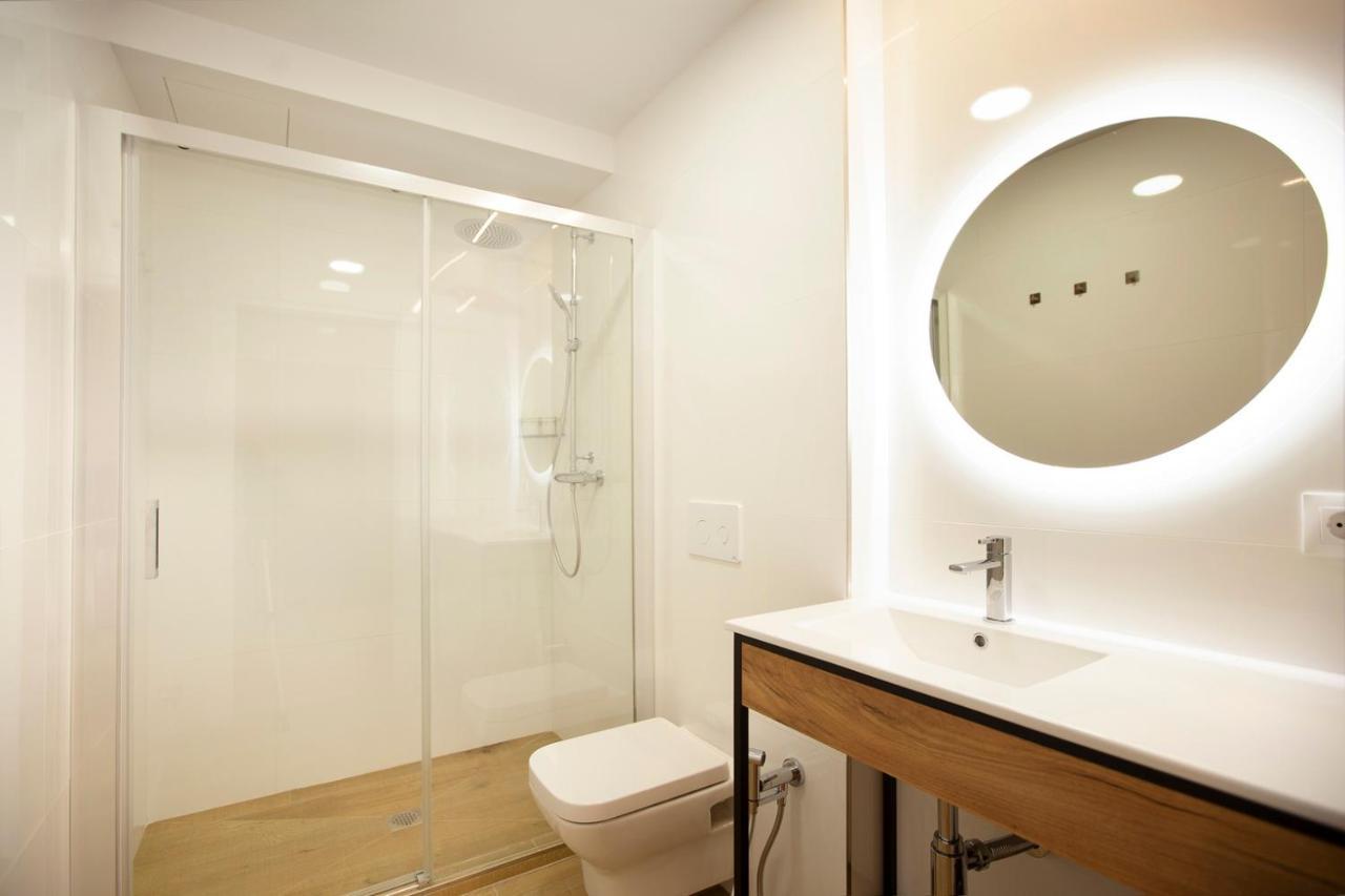 Apartamentos Reina Victoria Santander Buitenkant foto