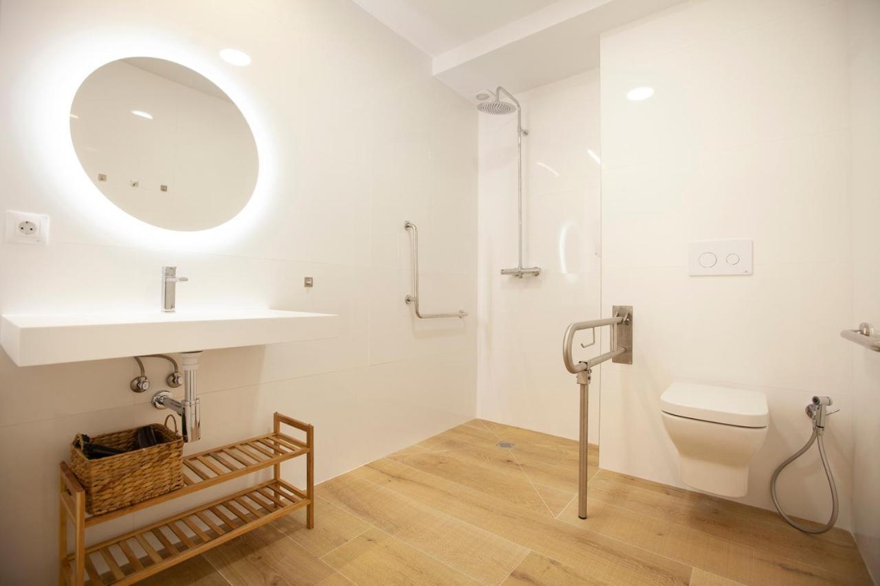 Apartamentos Reina Victoria Santander Buitenkant foto