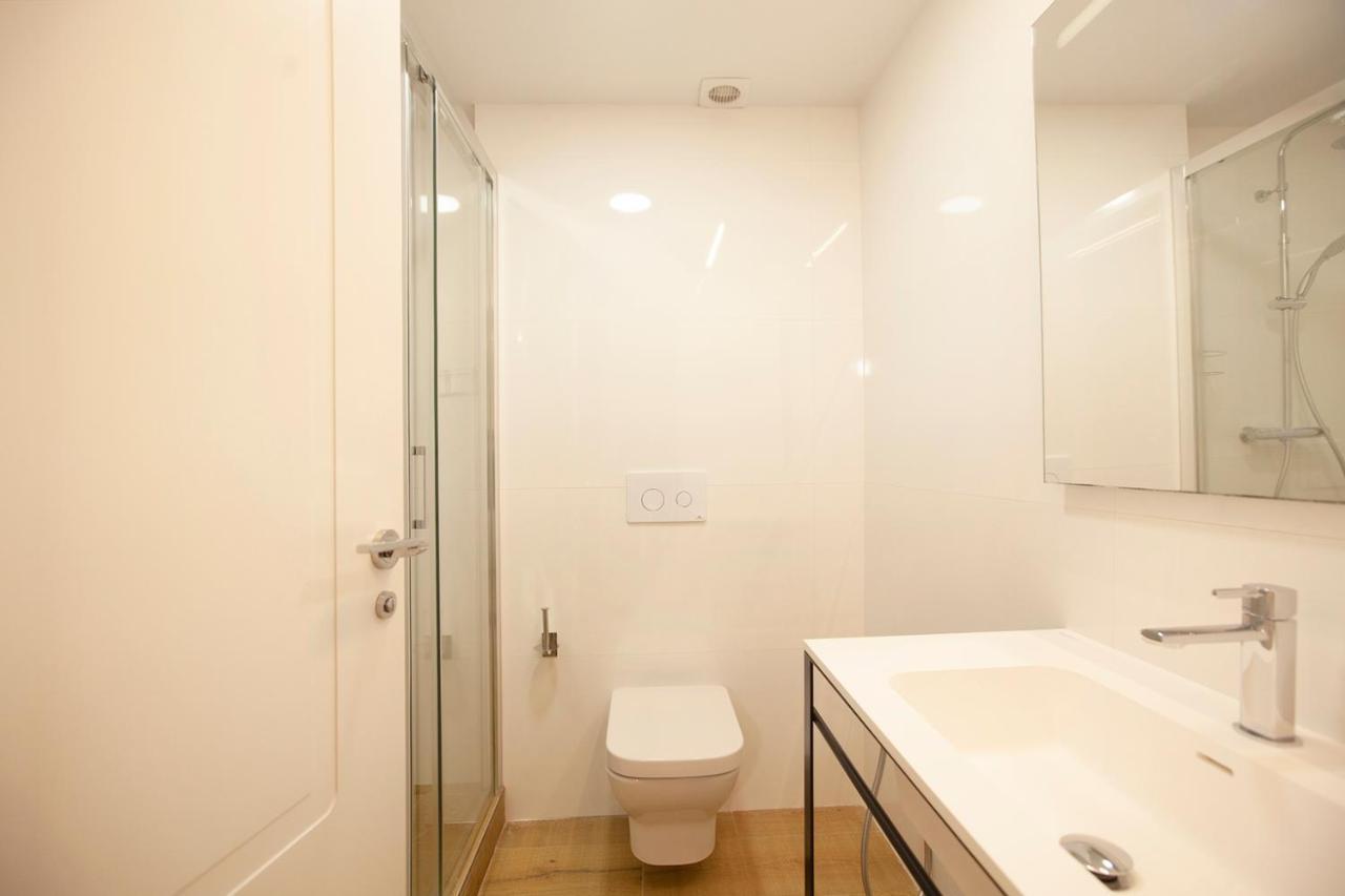 Apartamentos Reina Victoria Santander Buitenkant foto